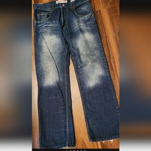 BLSK CPRT Mens Sz 34 Distressed Jeans in Great Gently Worn Condition.